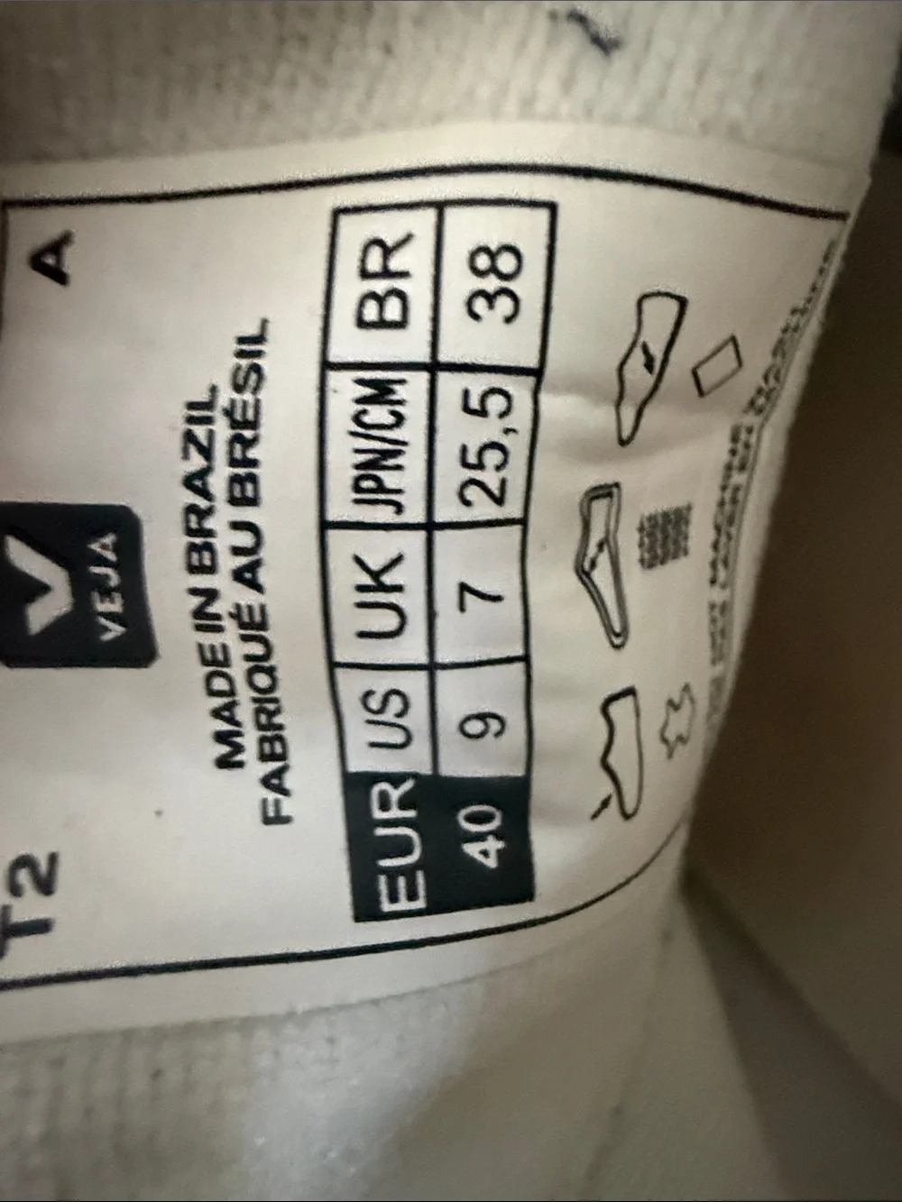 Veja pre owned